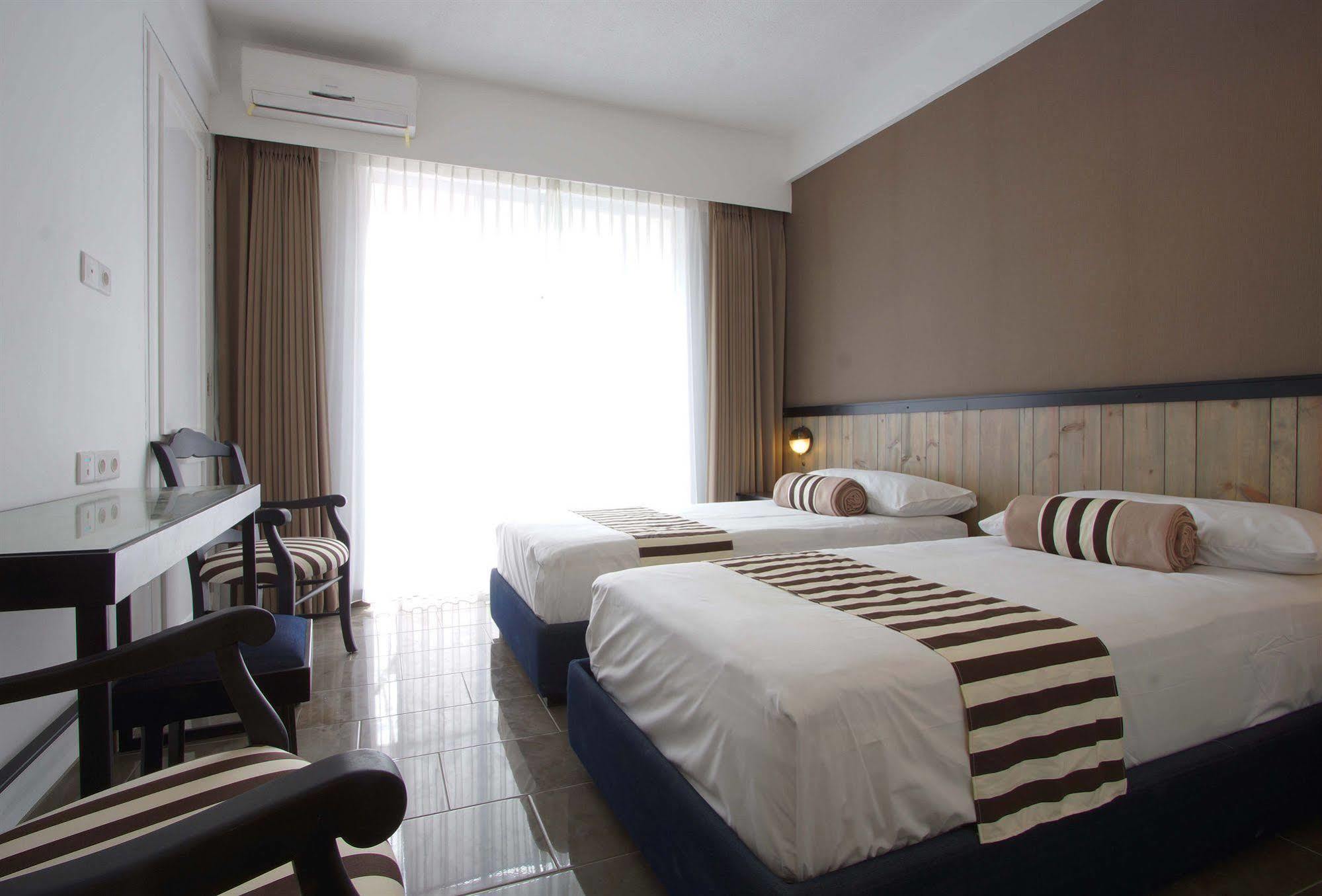 7 Bidadari Boutique Hotel Seminyak Zewnętrze zdjęcie