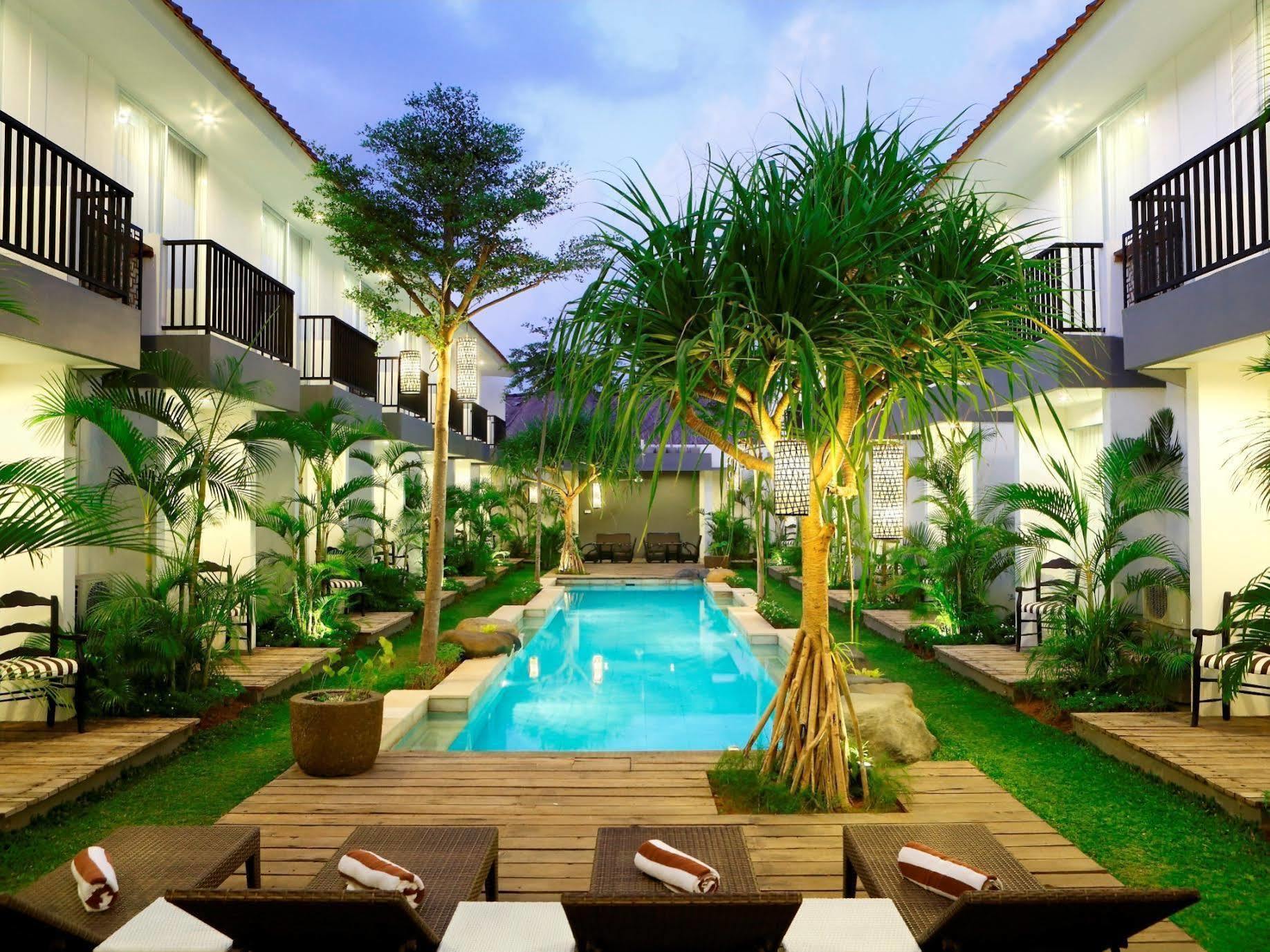 7 Bidadari Boutique Hotel Seminyak Zewnętrze zdjęcie