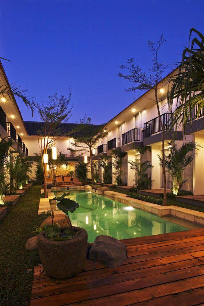 7 Bidadari Boutique Hotel Seminyak Zewnętrze zdjęcie