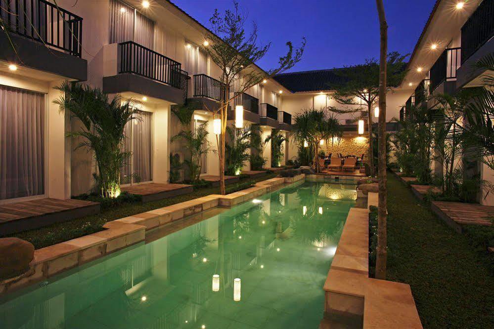 7 Bidadari Boutique Hotel Seminyak Zewnętrze zdjęcie
